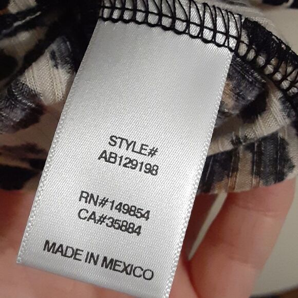 SADIE&SAGE wild child leopard crop top - Picture 9 of 10